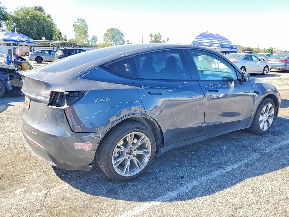 Продаж на аукціоні авто 2023 Tesla Model Y, vin: 7SAYGDED2PF964843, номер лоту: 46548606