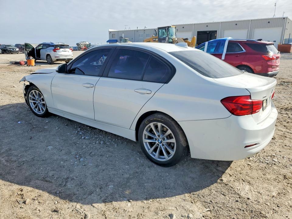 Продаж на аукціоні авто 2016 Bmw 320, vin: WBA8A3C5XGK690201, номер лоту: 45977986