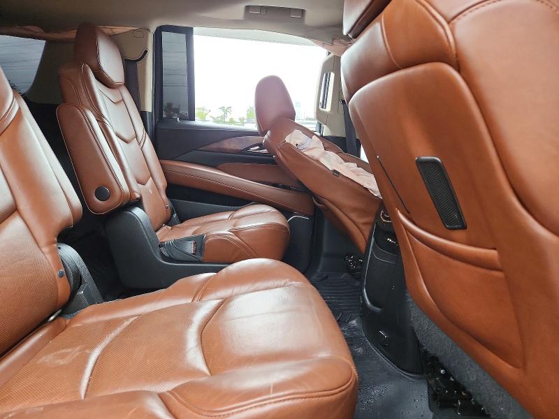 Продажа на аукционе авто 2015 Cadillac Escalade, vin: 1GYS4TKJ5FR705556, номер лота: 46776076