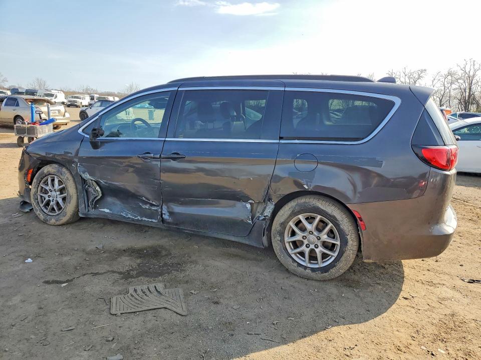48150096 :رقم المزاد ، 2C4RC1DG0LR181896 vin ، 2020 Chrysler Voyager مزاد بيع