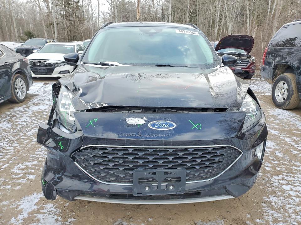 46385566 :رقم المزاد ، 1FMCU9DZ4MUA60498 vin ، 2021 Ford Escape مزاد بيع