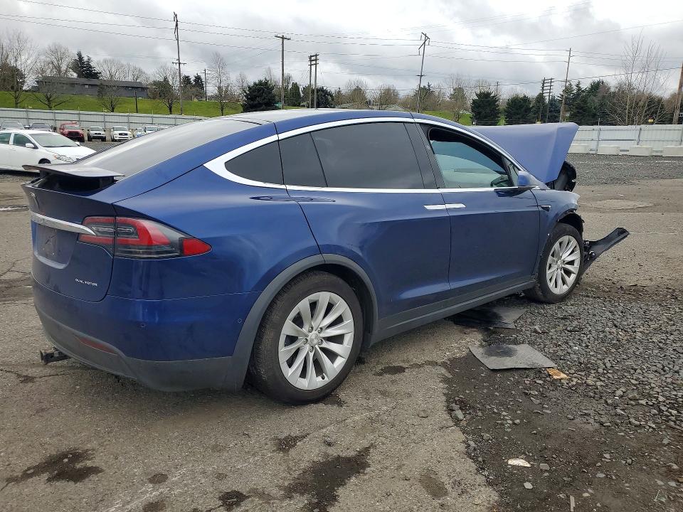 79493865 :رقم المزاد ، 5YJXCBE24LF301582 vin ، 2020 Tesla Model X مزاد بيع