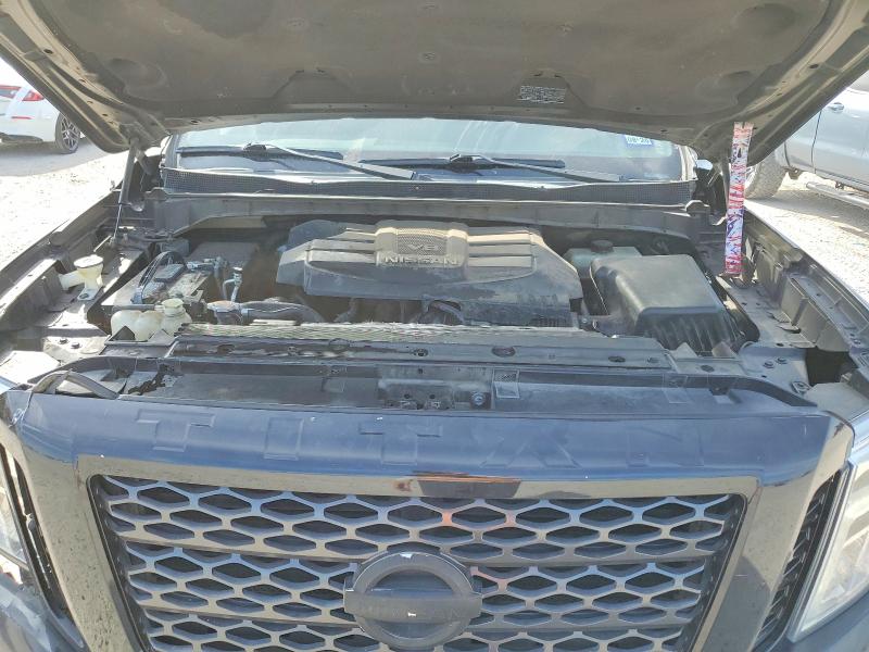 46569426 :رقم المزاد ، 1N6AA1E51JN547579 vin ، 2018 Nissan Titan مزاد بيع