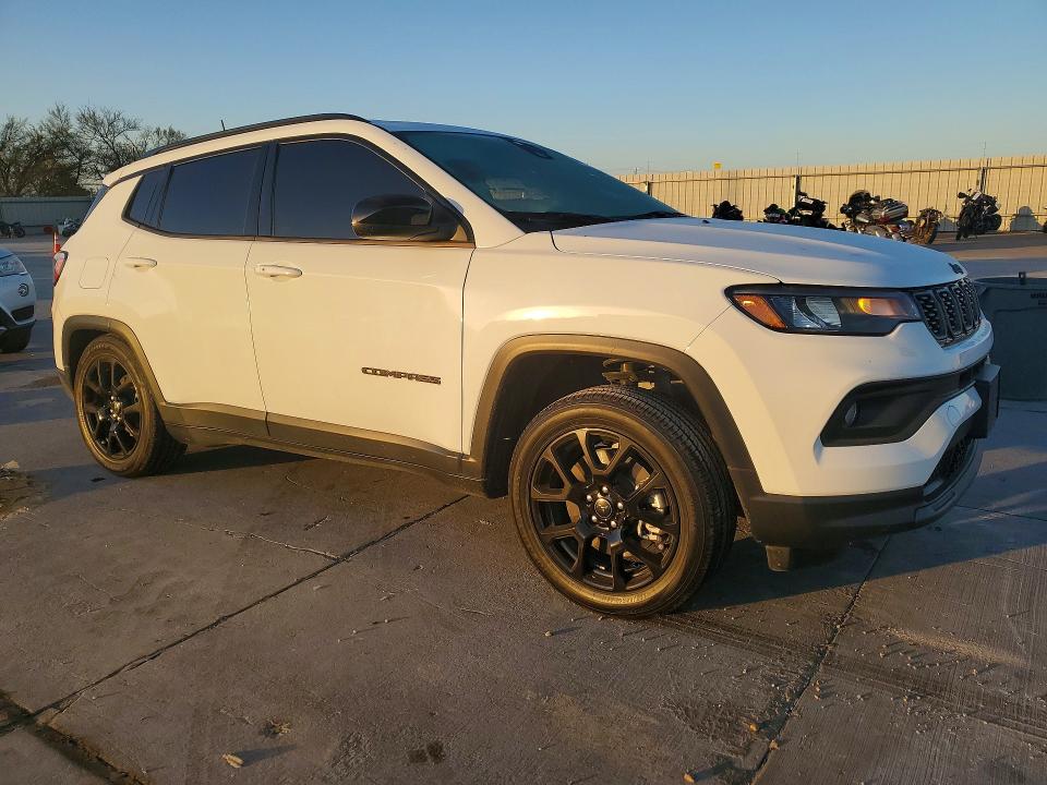 2026 Jeep Compass მანქანა იყიდება აუქციონზე, vin: 3C4NJDBN0TT160065, აუქციონის ნომერი: 46861796