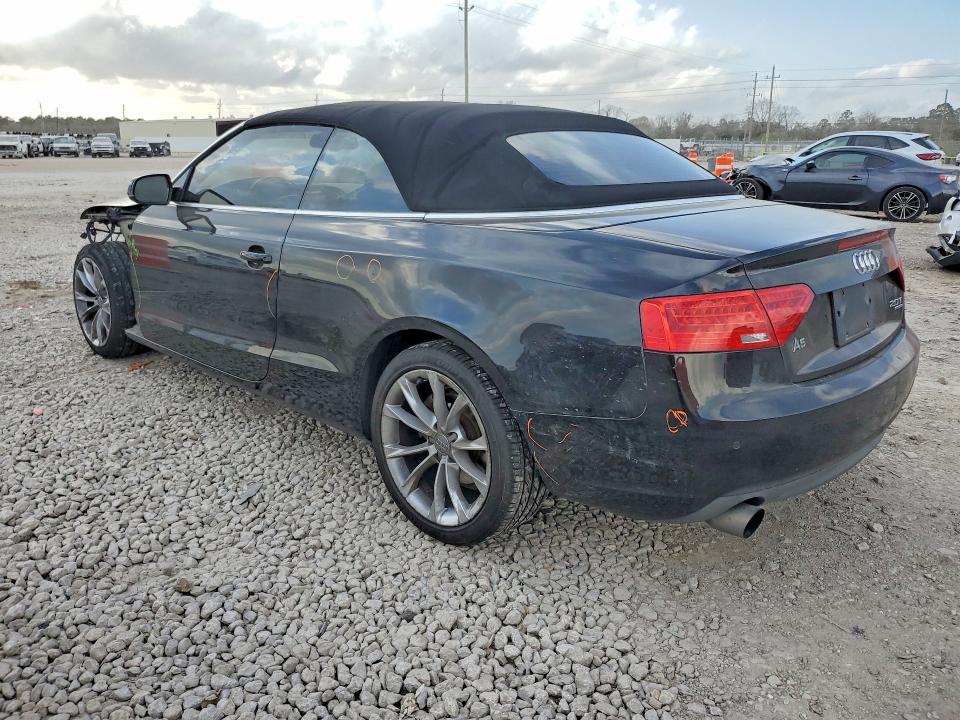 Продажа на аукционе авто 2013 Audi A5, vin: WAULFAFH4DN008137, номер лота: 41730216