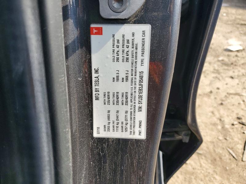 47703436 :رقم المزاد ، 5YJ3E1EB3JF054815 vin ، 2018 Tesla Model 3 مزاد بيع