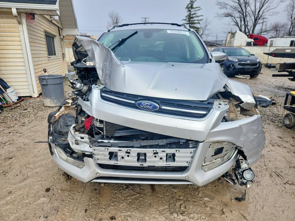 2014 Ford Escape მანქანა იყიდება აუქციონზე, vin: 1FMCU9J99EUC35835, აუქციონის ნომერი: 79200015