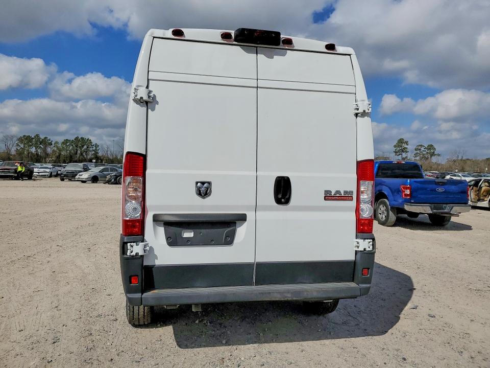 79458105 :رقم المزاد ، 3C6LRVDG0ME559057 vin ، 2021 Ram Promaster 2500 مزاد بيع