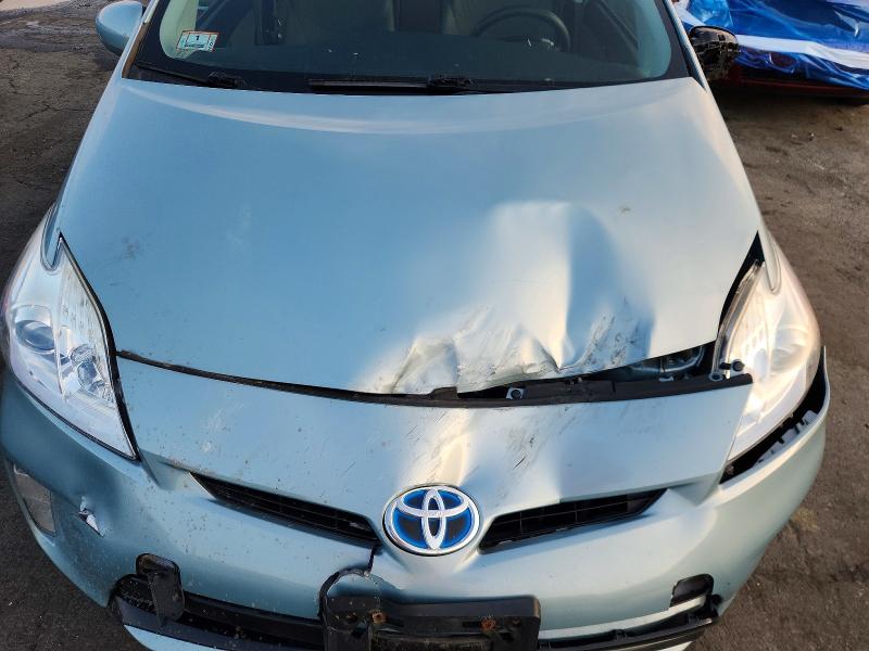 42043426 :رقم المزاد ، JTDKN3DU9F1995888 vin ، 2015 Toyota Prius مزاد بيع