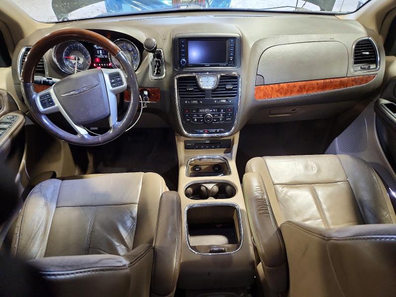 2015 Chrysler Town & Country მანქანა იყიდება აუქციონზე, vin: 2C4RC1GG4FR711271, აუქციონის ნომერი: 45634816