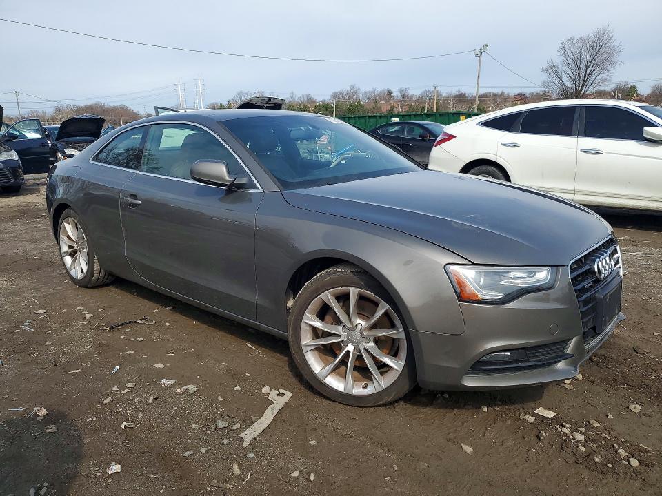 2014 Audi A5 მანქანა იყიდება აუქციონზე, vin: WAUCFAFR0EA009027, აუქციონის ნომერი: 45849556