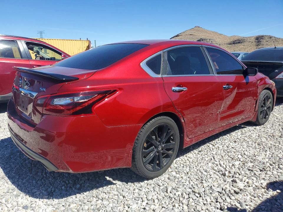 2017 Nissan Altima მანქანა იყიდება აუქციონზე, vin: 1N4AL3AP2HC296423, აუქციონის ნომერი: 46460636