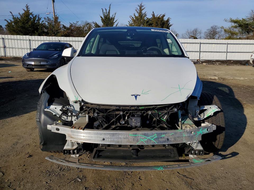 Продаж на аукціоні авто 2021 Tesla Model Y, vin: 5YJYGAEE0MF145541, номер лоту: 45443836