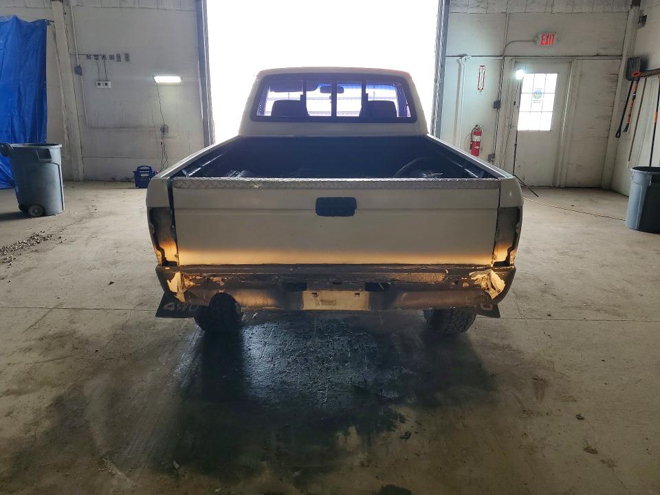 Продажа на аукционе авто 1987 Toyota Pickup, vin: JT4RN63R8H0178188, номер лота: 45760916