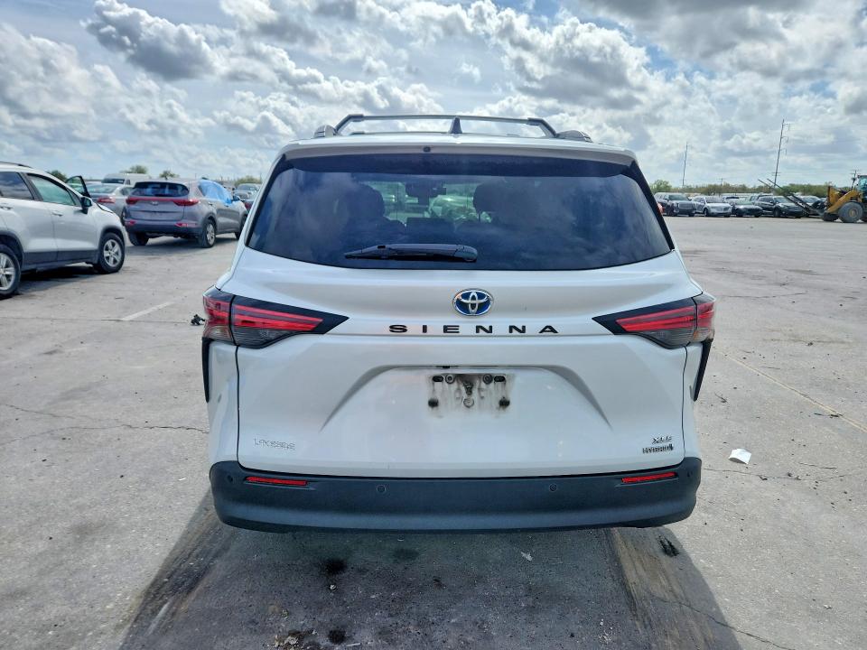 Продаж на аукціоні авто 2022 Toyota Sienna, vin: 5TDYRKEC5NS114278, номер лоту: 45657736