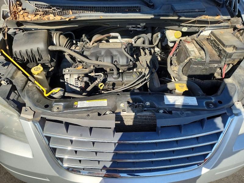 45870076 :رقم المزاد ، 2A8HR54P78R107926 vin ، 2008 Chrysler Town & Country مزاد بيع