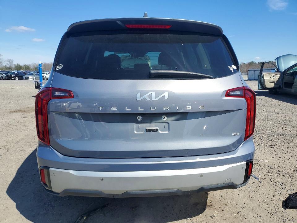 Продажа на аукционе авто 2023 Kia Telluride, vin: 5XYP2DGC6PG373421, номер лота: 42070266