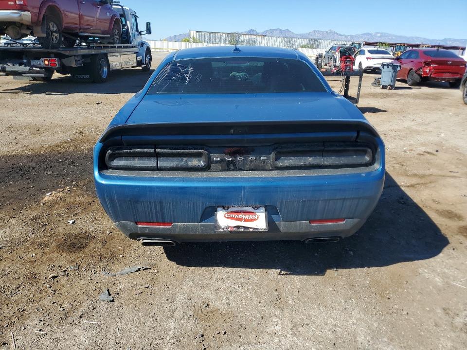 47203996 :رقم المزاد ، 2C3CDZFJ6LH203579 vin ، 2020 Dodge Challenger مزاد بيع