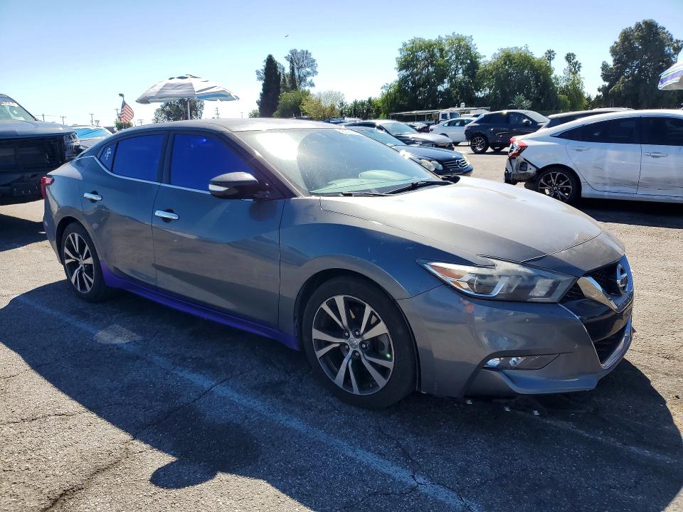 45805096 :رقم المزاد ، 1N4AA6AP4HC428752 vin ، 2017 Nissan Maxima مزاد بيع