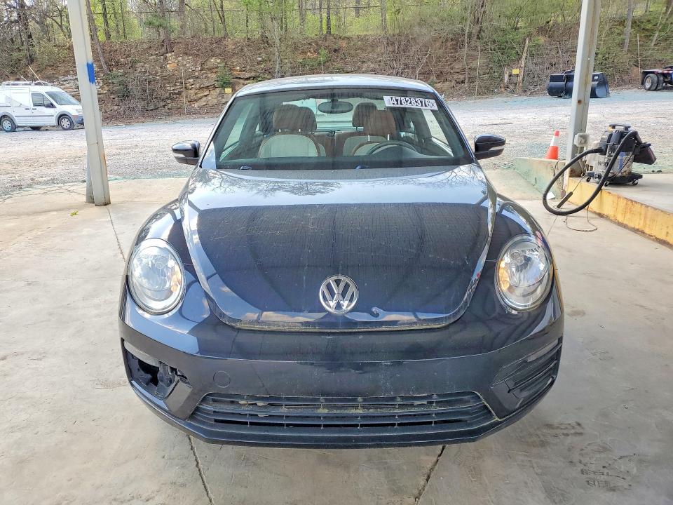 47828376 :رقم المزاد ، 3VWF17AT3HM618198 vin ، 2017 Volkswagen Beetle مزاد بيع