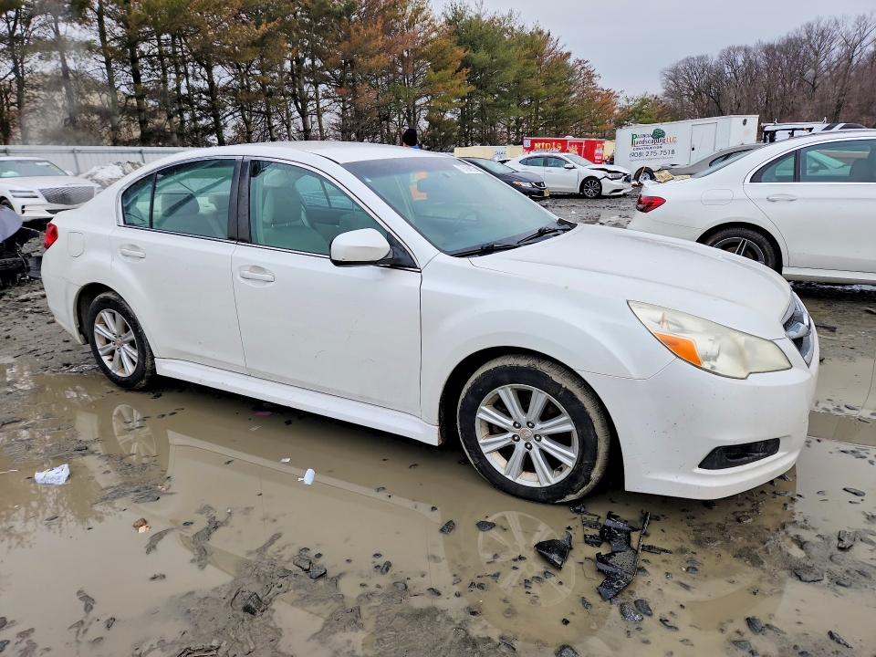 2011 Subaru Legacy მანქანა იყიდება აუქციონზე, vin: 4S3BMBC64B3217965, აუქციონის ნომერი: 79106015