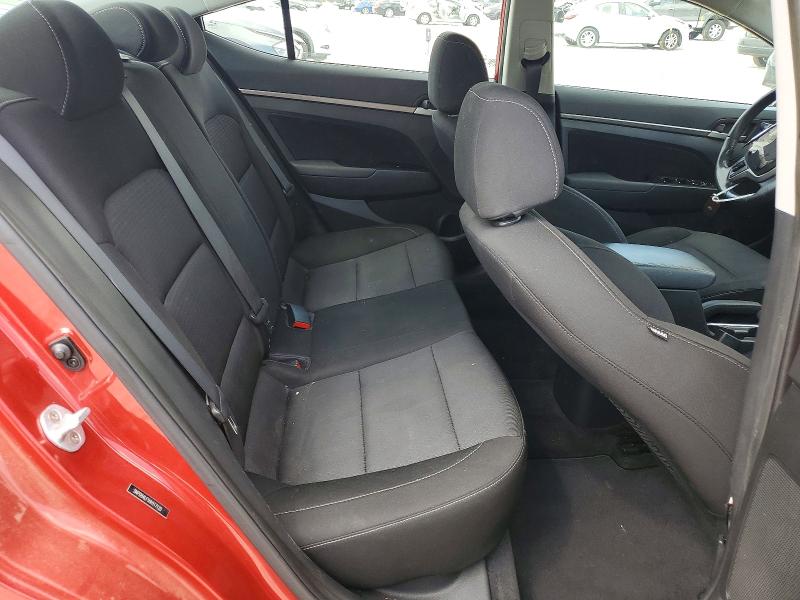 47812736 :رقم المزاد ، 5NPD84LF1HH117120 vin ، 2017 Hyundai Elantra مزاد بيع