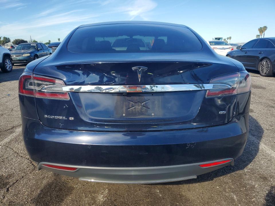 Продажа на аукционе авто 2014 Tesla Model S, vin: 5YJSA1H18EFP36881, номер лота: 79094745