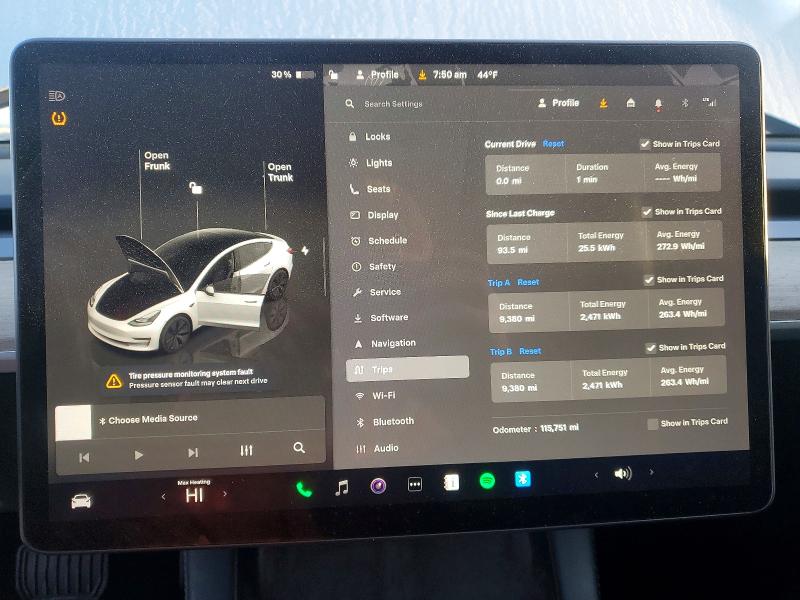 Продажа на аукционе авто 2023 Tesla Model 3, vin: 5YJ3E1EA3PF449593, номер лота: 45493696