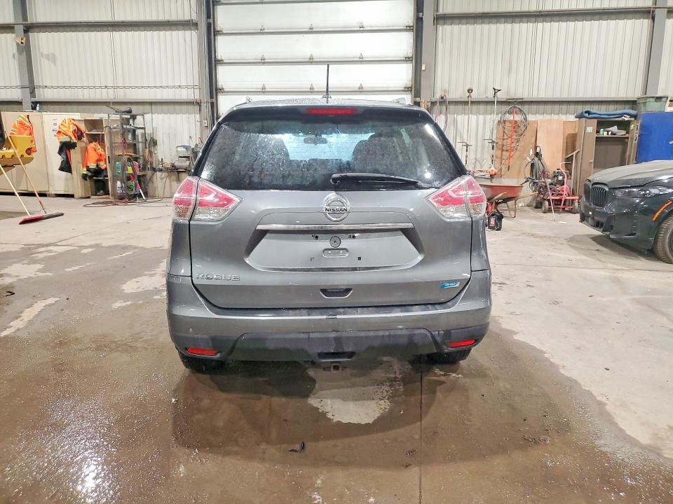 45670046 :رقم المزاد ، 5N1AT2MT8FC762944 vin ، 2015 Nissan Rogue مزاد بيع