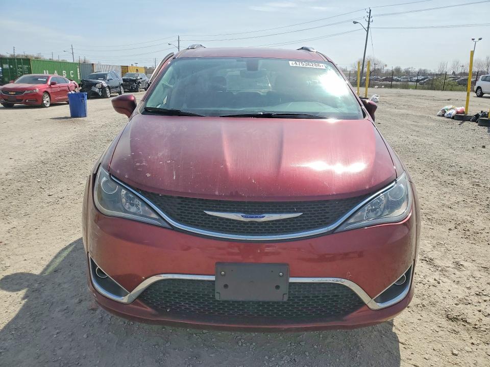 47536286 :رقم المزاد ، 2C4RC1BG6JR290394 vin ، 2018 Chrysler Pacifica مزاد بيع