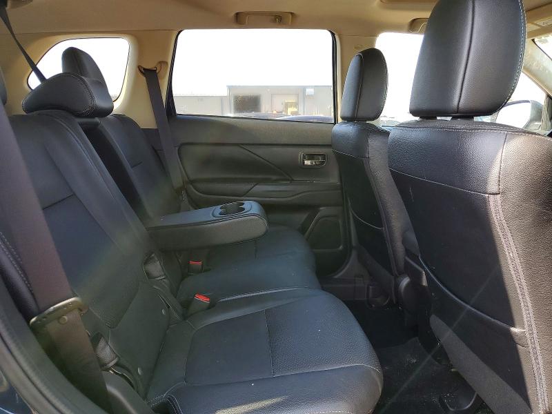 Продаж на аукціоні авто 2016 Mitsubishi Outlander, vin: JA4AZ3A38GZ033588, номер лоту: 47049426