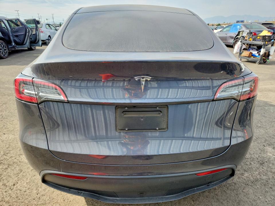 47764176 :رقم المزاد ، 7SAYGDED0PF970768 vin ، 2023 Tesla Model Y مزاد بيع