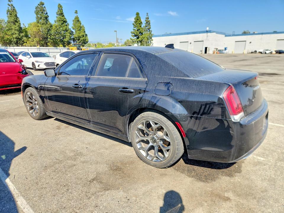 Продаж на аукціоні авто 2015 Chrysler 300, vin: 2C3CCABG8FH736018, номер лоту: 47117806