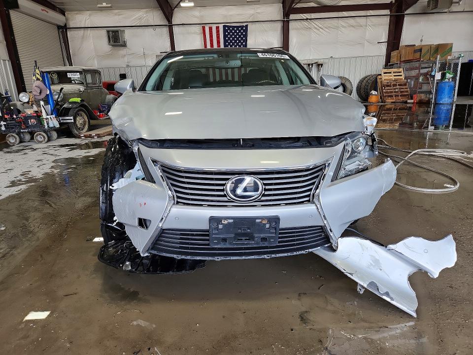 46106106 :رقم المزاد ، JTHBK1GG1D2005955 vin ، 2013 Lexus Es 350 مزاد بيع
