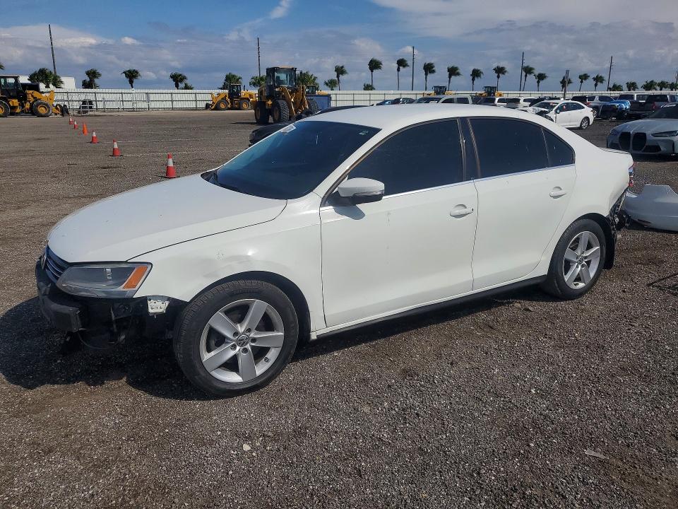Продаж на аукціоні авто 2014 Volkswagen Jetta, vin: 3VWLL7AJ6EM288662, номер лоту: 46923086