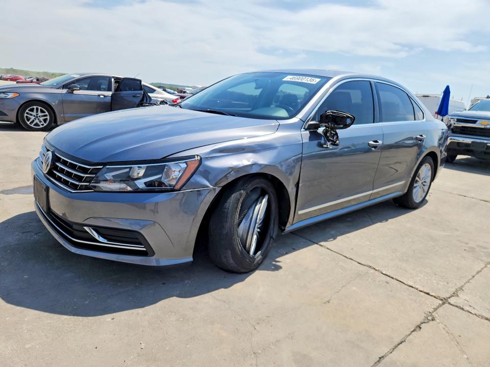 46900136 :رقم المزاد ، 1VWBT7A39HC003326 vin ، 2017 Volkswagen Passat مزاد بيع