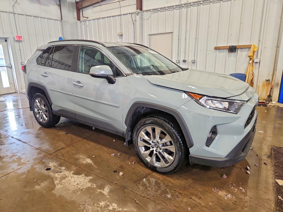 2020 Toyota Rav4 მანქანა იყიდება აუქციონზე, vin: 2T3A1RFV4LW139363, აუქციონის ნომერი: 78409425