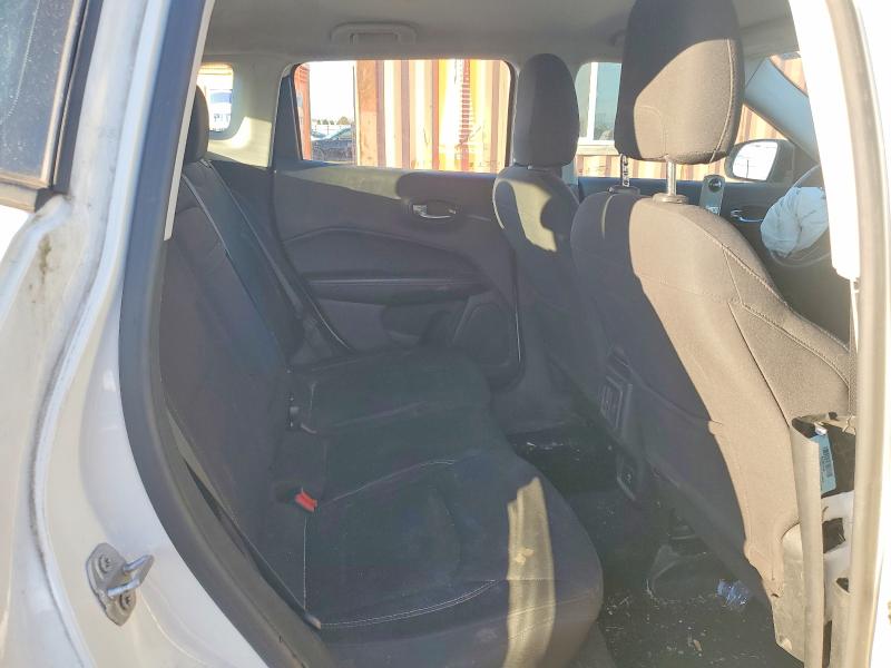 2018 Jeep Compass მანქანა იყიდება აუქციონზე, vin: 3C4NJCABXJT318832, აუქციონის ნომერი: 46046956