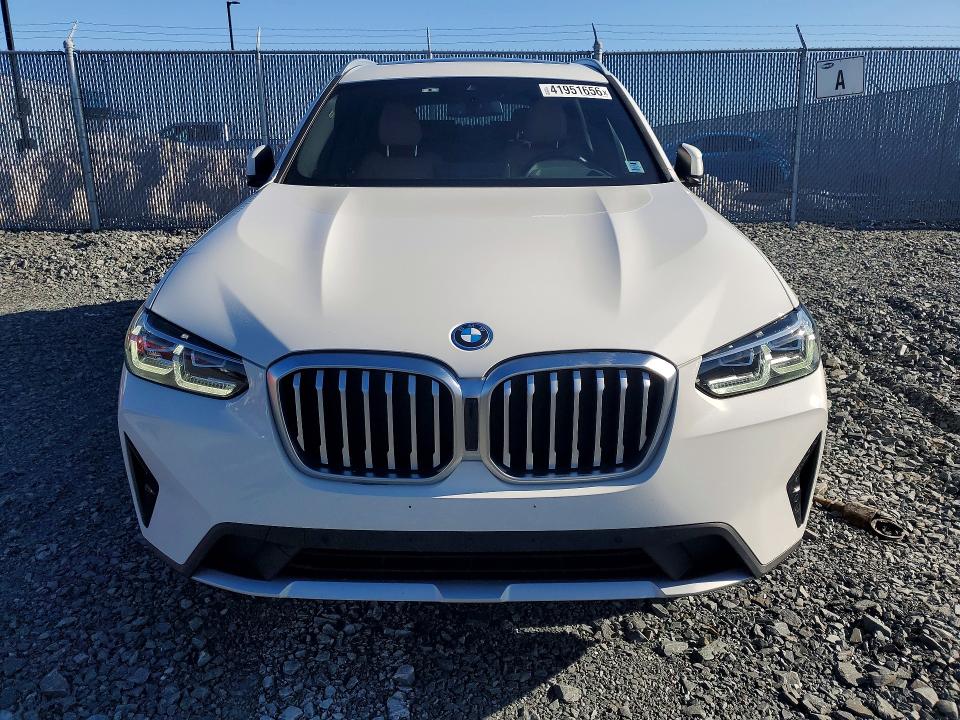 41951656 :رقم المزاد ، 5UX63DP06N9M76785 vin ، 2022 Bmw X3 مزاد بيع