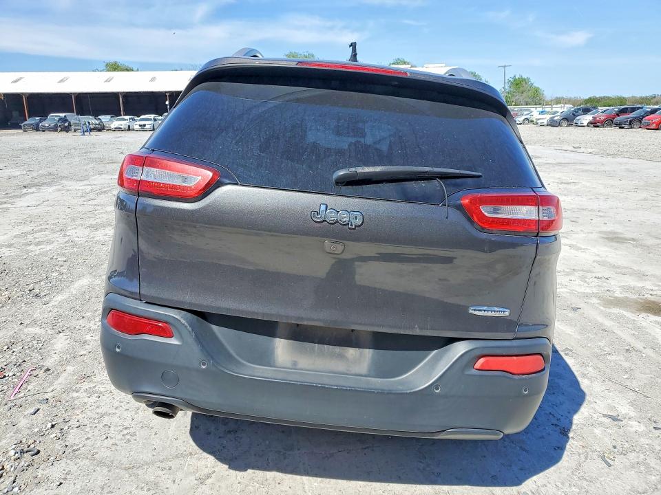 46650886 :رقم المزاد ، 1C4PJLCB2HW535155 vin ، 2017 Jeep Cherokee مزاد بيع
