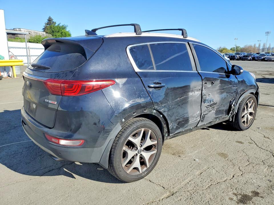 Продажа на аукционе авто 2017 Kia Sportage, vin: KNDPR3A60H7218337, номер лота: 42023176