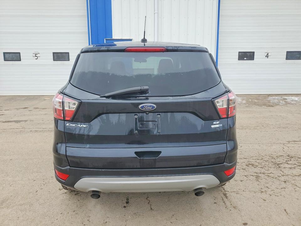 Продажа на аукционе авто 2017 Ford Escape, vin: 1FMCU9GD5HUE58762, номер лота: 79531955