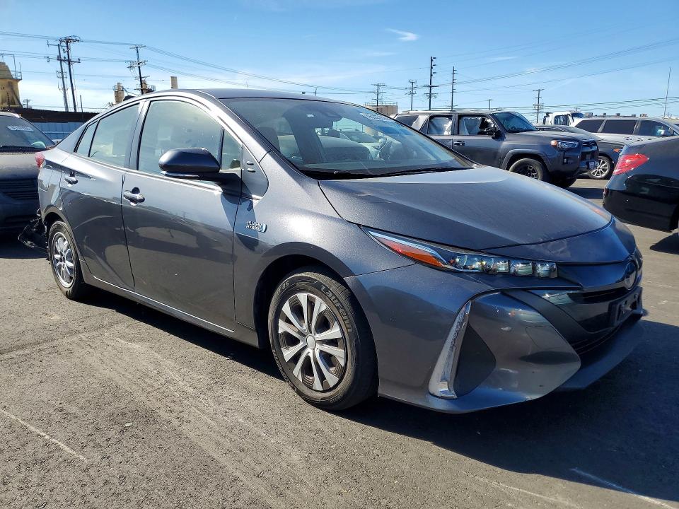 46165926 :رقم المزاد ، JTDKAMFP6M3173334 vin ، 2021 Toyota Prius Prime مزاد بيع