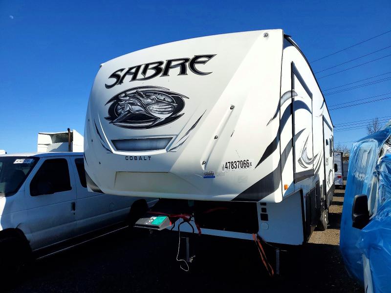 52206636 :رقم المزاد ، 4X4FSRF24H3012125 vin ، 2017 Foresriver 5th Wheel مزاد بيع