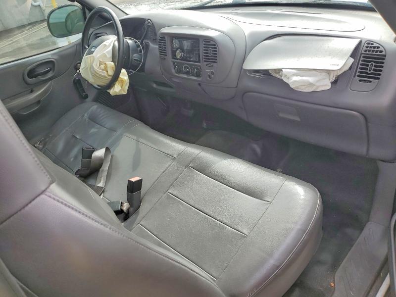 2004 Ford F-150 Heritage მანქანა იყიდება აუქციონზე, vin: 2FTRF17204CA84564, აუქციონის ნომერი: 46724726