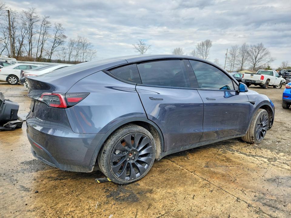79917435 :رقم المزاد ، 7SAYGAEE8PF616469 vin ، 2023 Tesla Model Y مزاد بيع