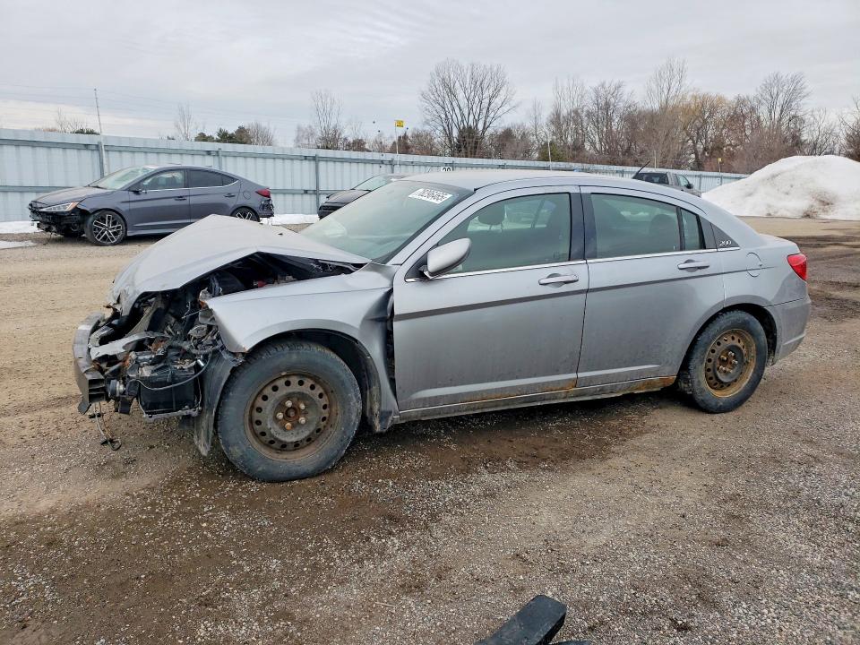 78296465 :رقم المزاد ، 1C3CCBAB3DN634318 vin ، 2013 Chrysler 200 مزاد بيع
