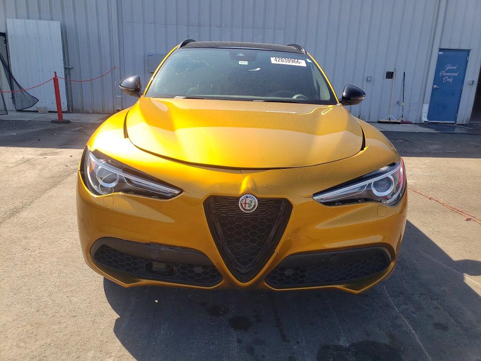 Aukcja sprzedaży 2023 Alfa Romeo Stelvio, vin: ZASPAKBN0P7D57882, numer aukcji: 42038966