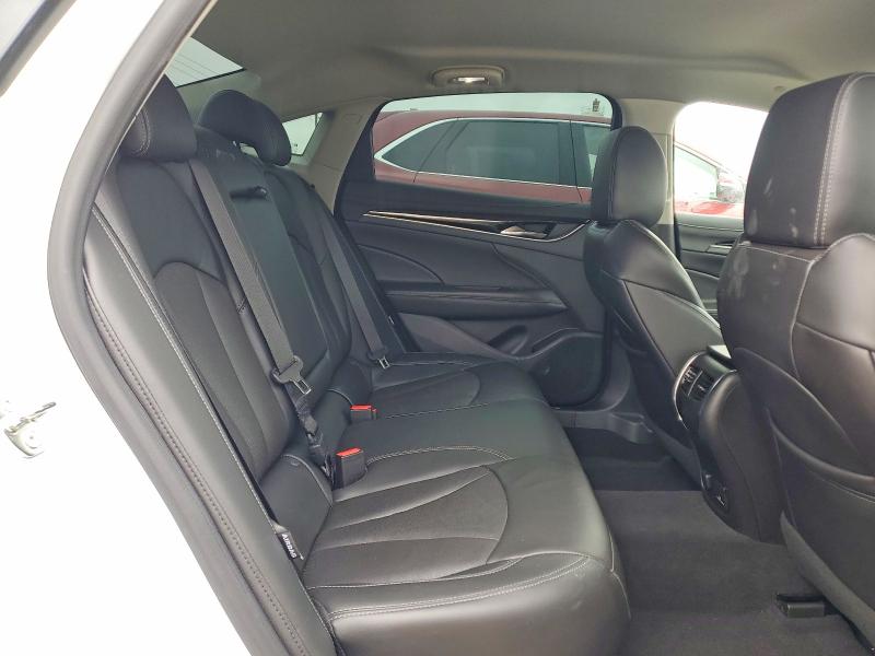 41595046 :رقم المزاد ، 1G4ZR5SS6HU169092 vin ، 2017 Buick Lacrosse مزاد بيع