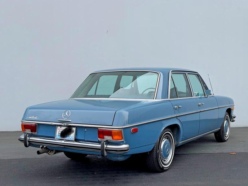 Продажа на аукционе авто 1972 Mercedes-benz 250, vin: 11401112009465, номер лота: 79132635